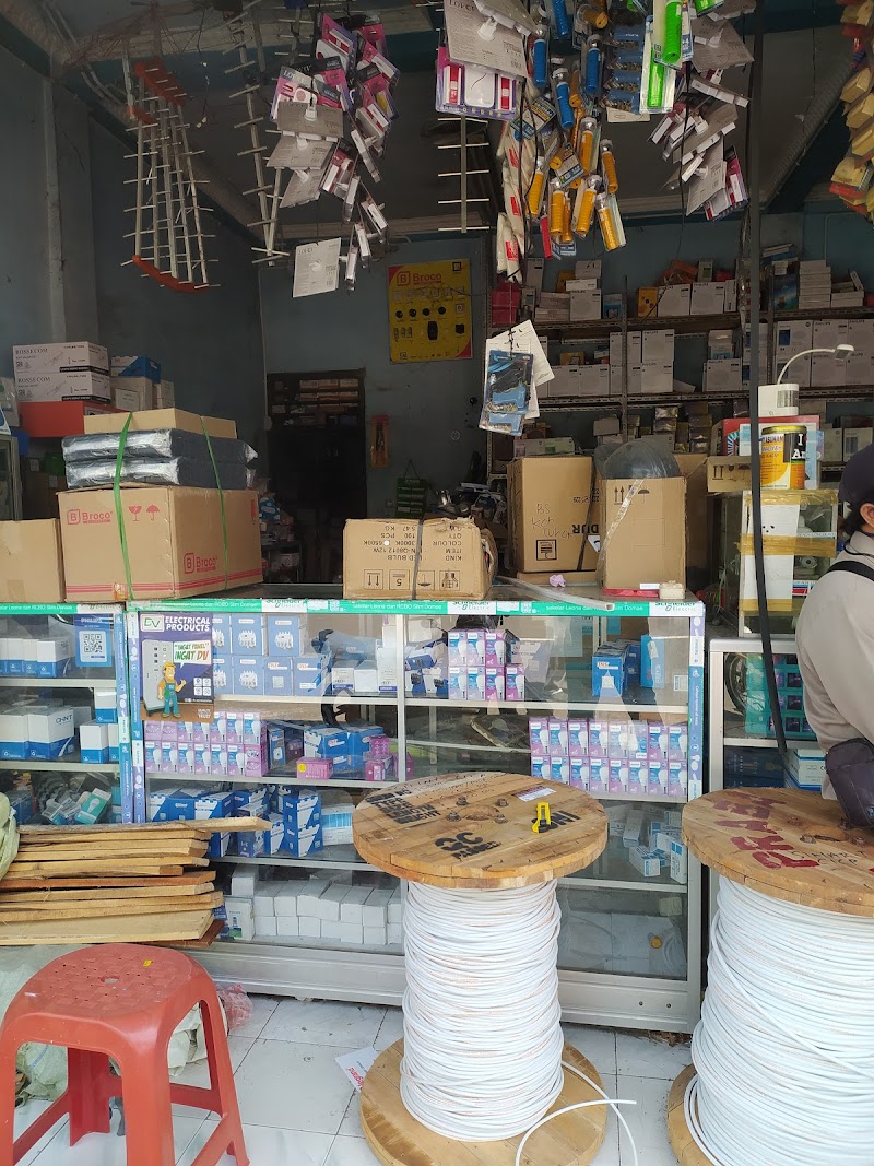 Lampu yang Menyinari Hidup di Cilacap: Servis Lampu Hafsoh